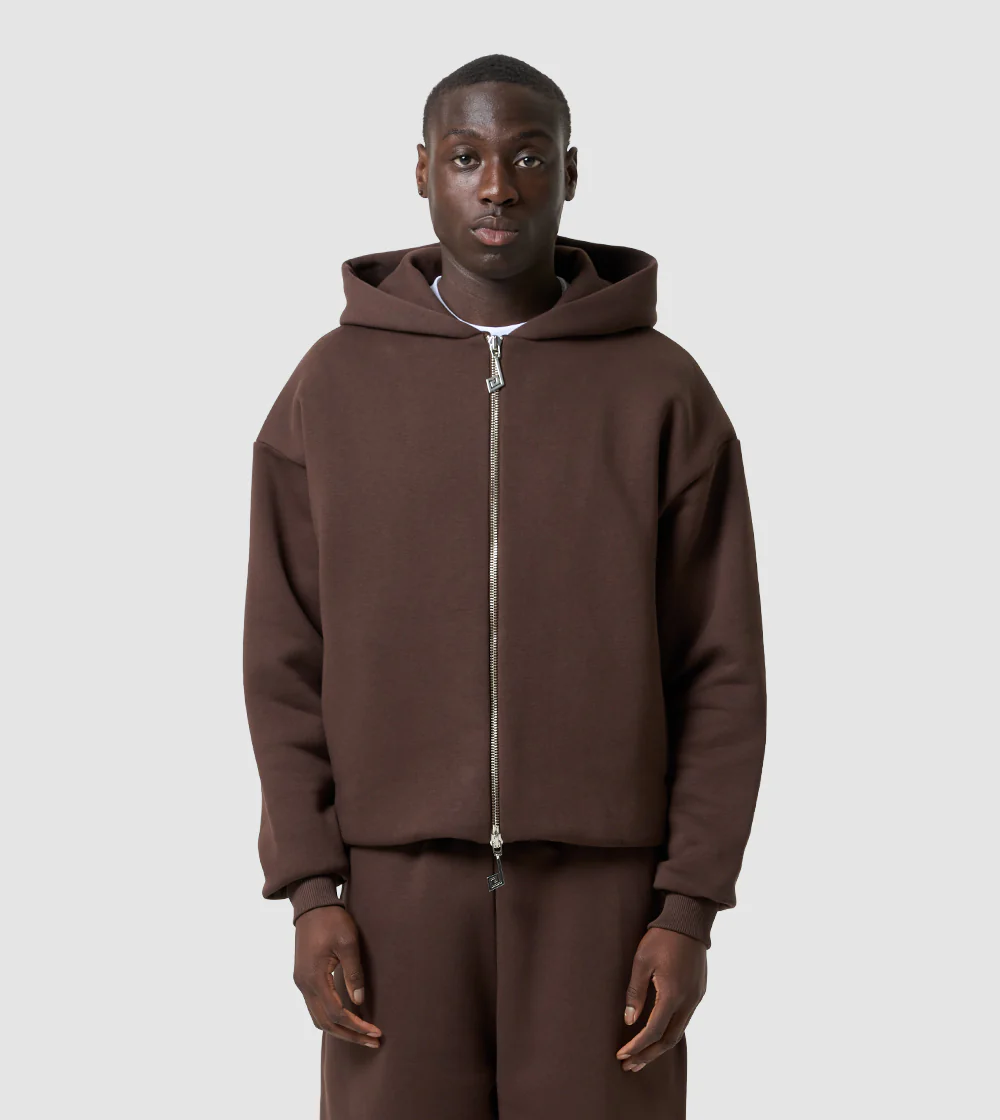 Hoodies & Sweaters